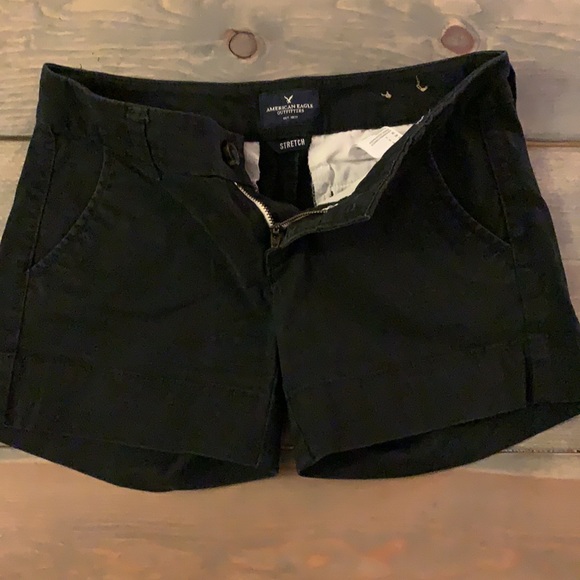 American Eagle shorts - Picture 2 of 4